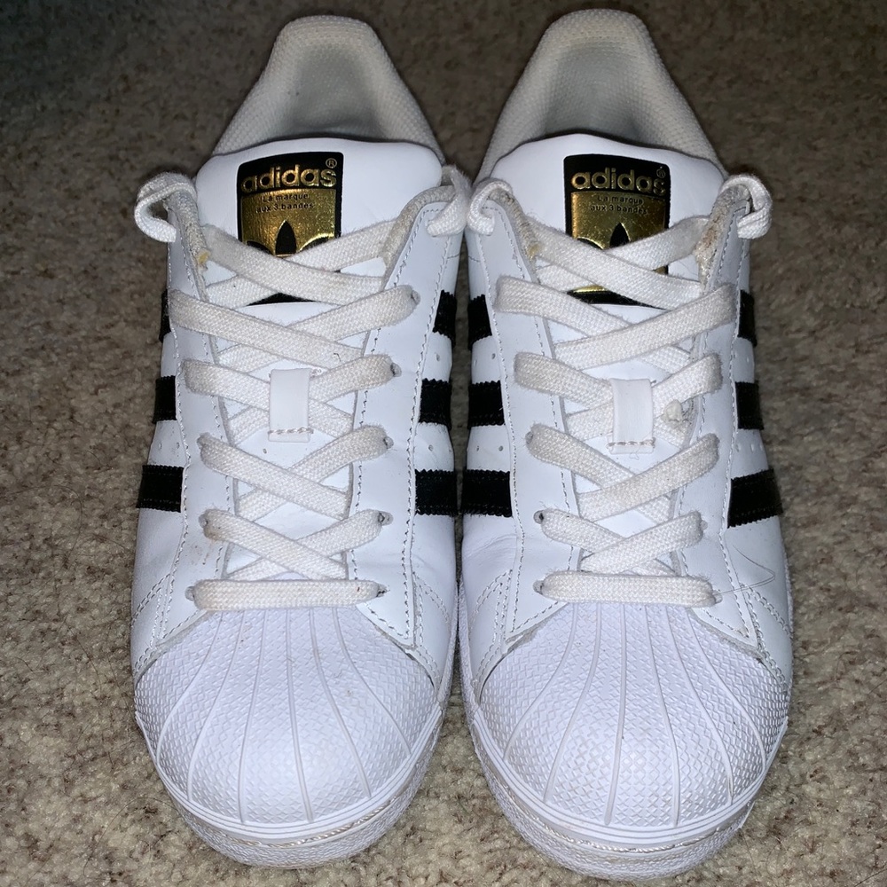 Adidas Superstar Sneakers